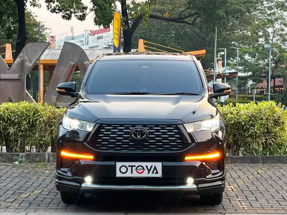 Toyota kijang Innova 2025 bensin