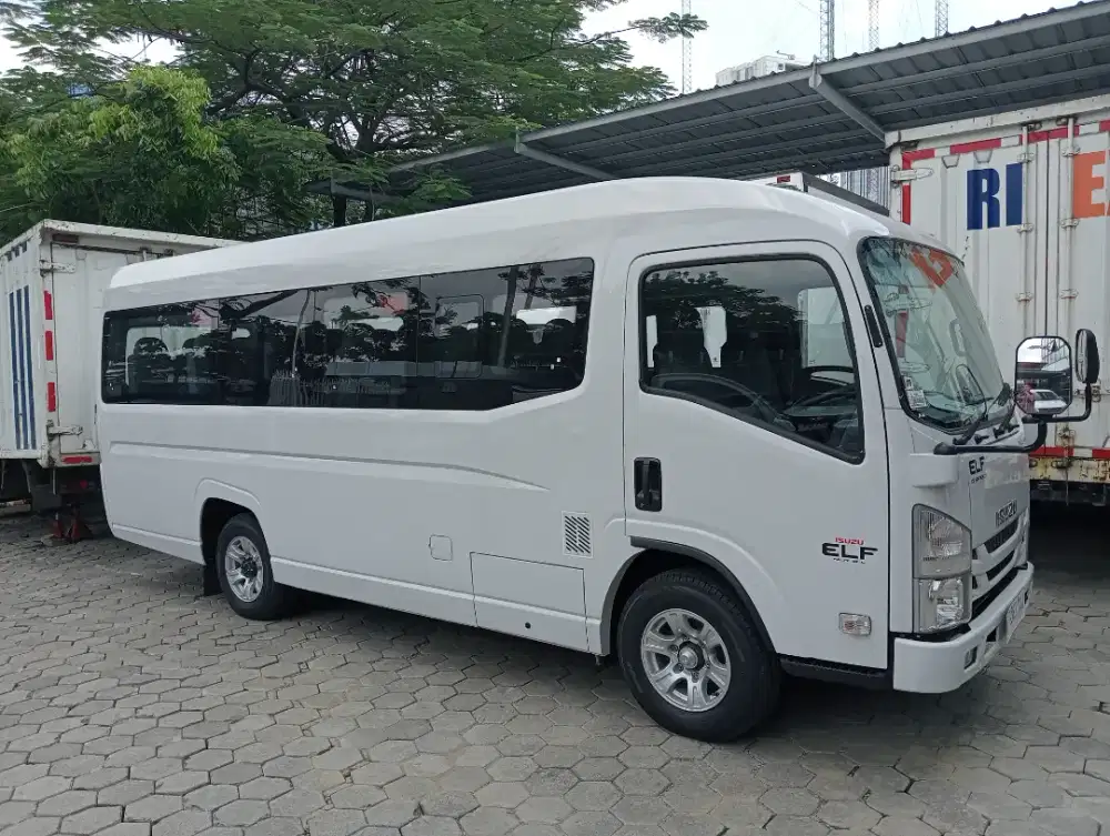Elf NLR Microbus Long