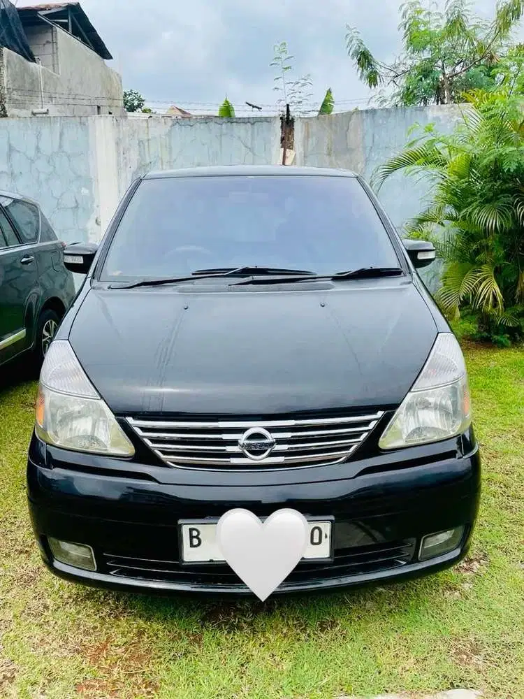Nissan Serena 2012 Bensin Pemakai Pribadi