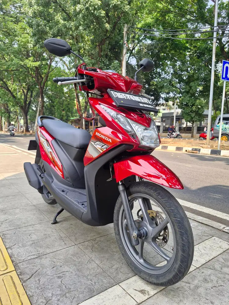 DIJUAL CASH HONDA BEAT CW CBS FI THN 2014 PJK IDUP SIAP PAKAI