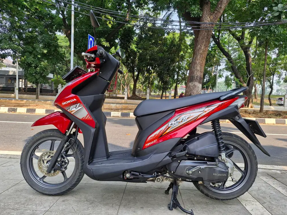 DIJUAL CASH HONDA BEAT CW CBS FI THN 2014 PJK IDUP SIAP PAKAI