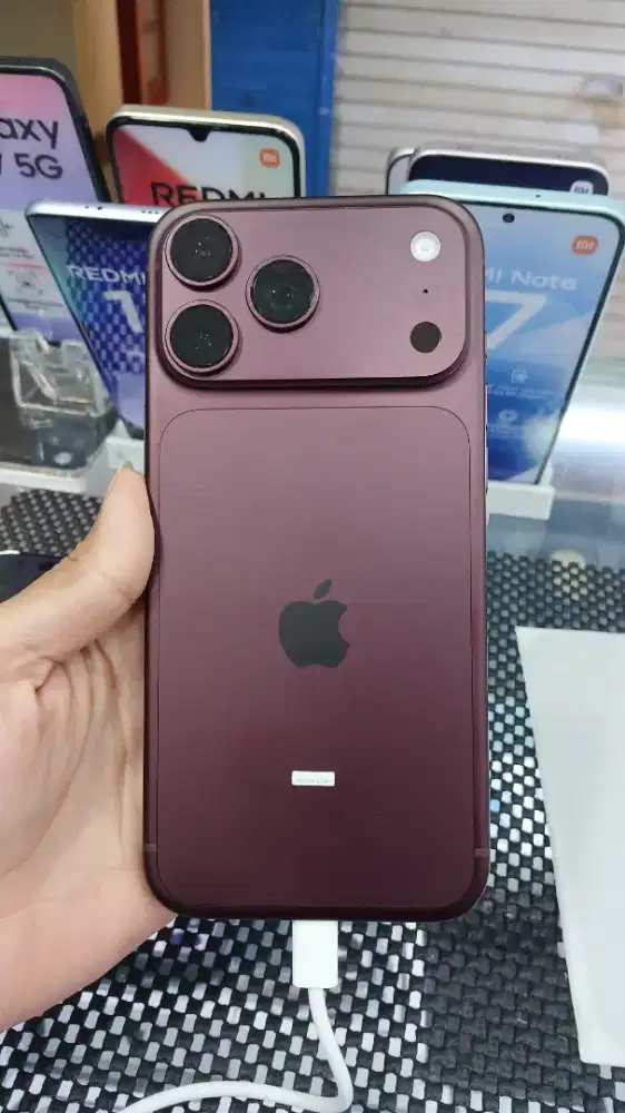iPhone 18 pro max 256 garansi iBox
