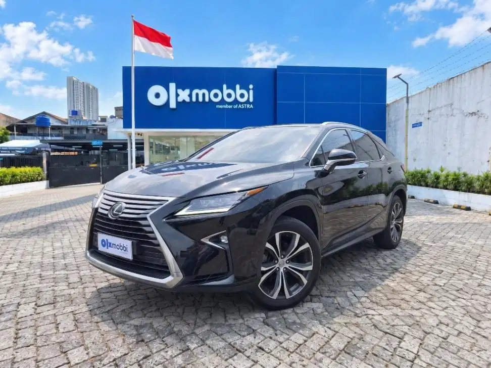 LOW DP Lexus RX200t 2.0 Luxury 4x2 Bensin-AT 2017 PJM