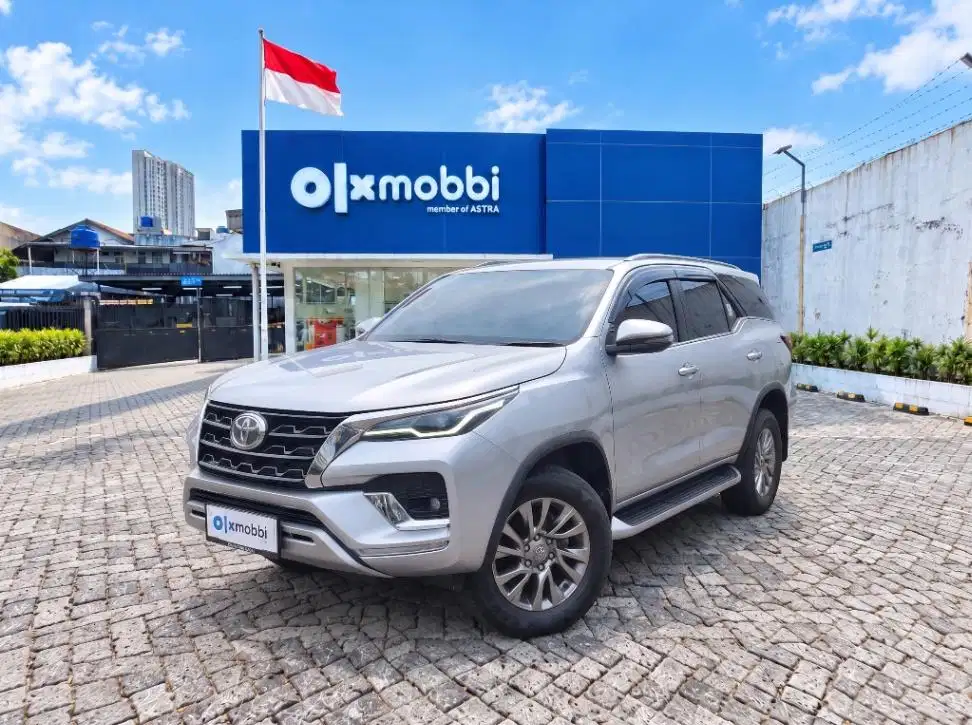 LOW DP Toyota Fortuner 2.8 4x2 VRZ Solar-AT 2023 SJJ