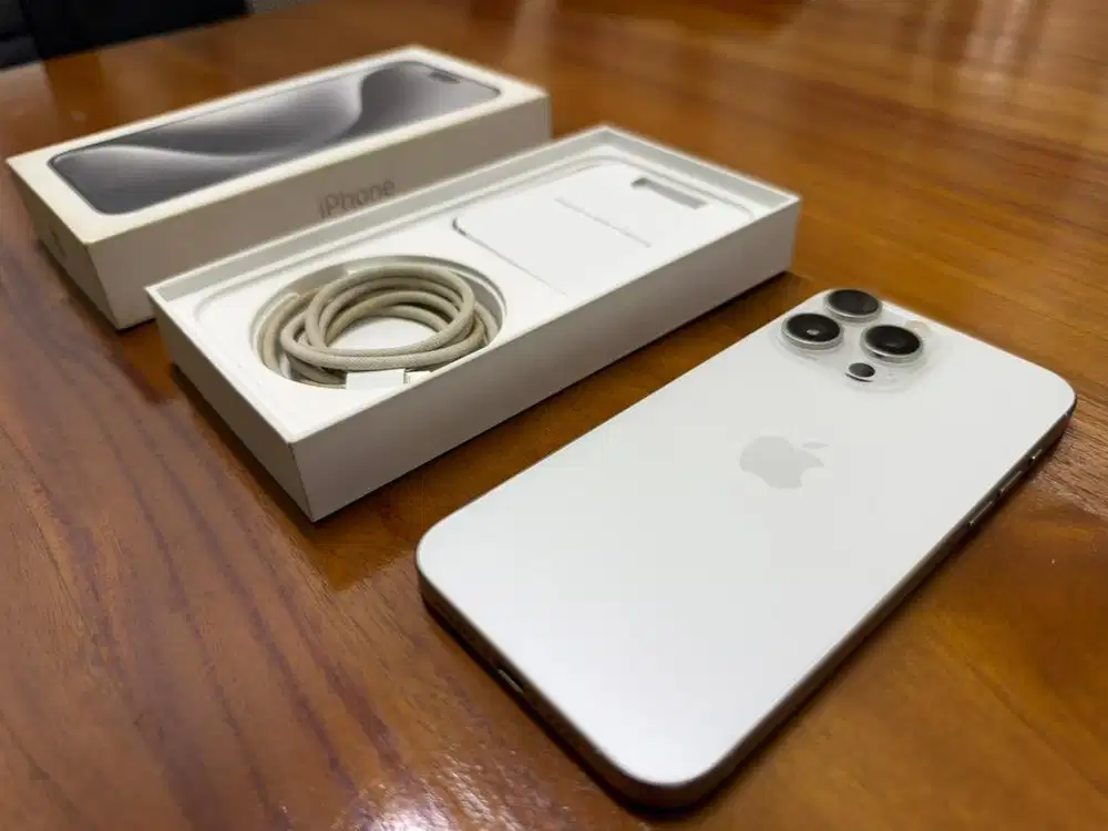 Iphone 15 Pro Max 256 White Ex Ibox mulus 99%