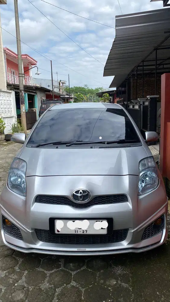 Dijual Yaris TRD 2012 Manual Silver