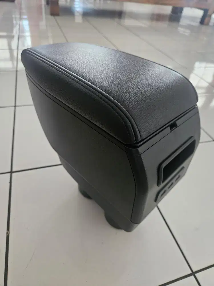 Console Box Wuling Binguo