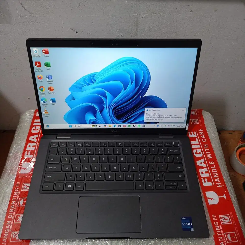 Laptop dell 7330 Core i7 gen 12 Ram 32GB SSD 256GB