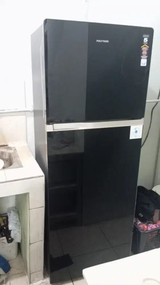 Kulkas polytron bellezza jumbo 260 liter