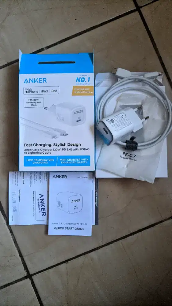 ANKER ZOLO 20W + KABEL LIGHTNING