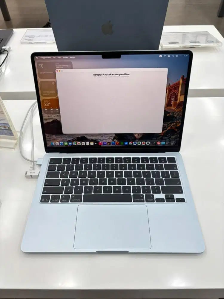 CICILAN MACBOOK AIR 13 in 512 GB PROMO BUNGA RINGAN