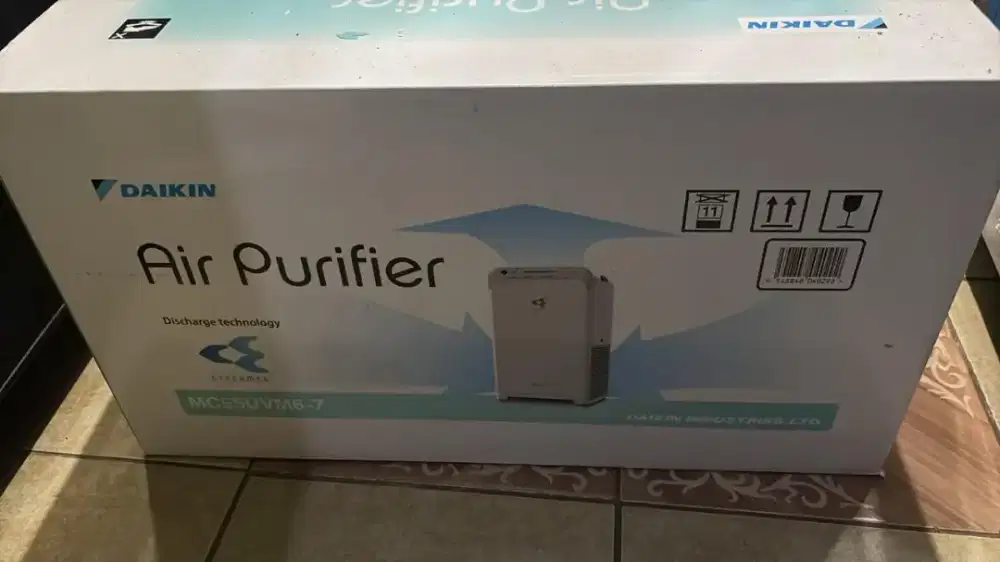 Air purifier Daikin MC55UVM6-7