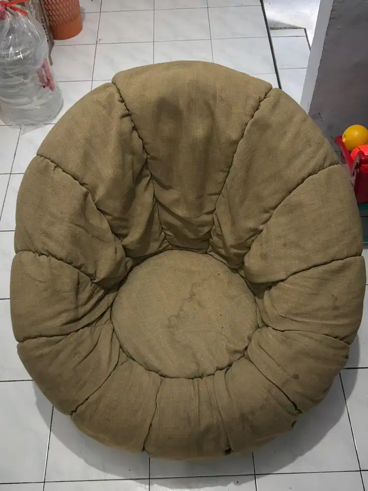 Sofa bulat Informa
