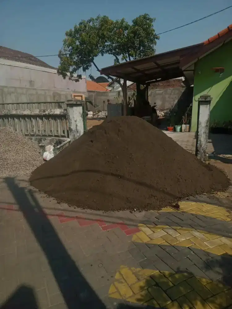 PASIR CAMPUR : 
Pasir Campur Hitam / Pasir Untuk Cor / Plester