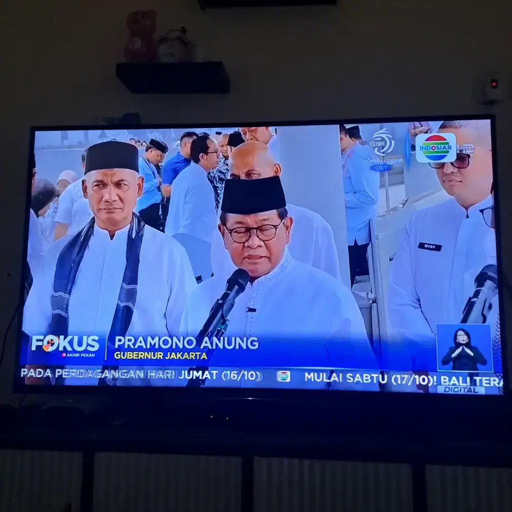 JUAL MURAH JUAL CEPAT CEPAT BU SMART TV SONY BRAVIA 49 INCH