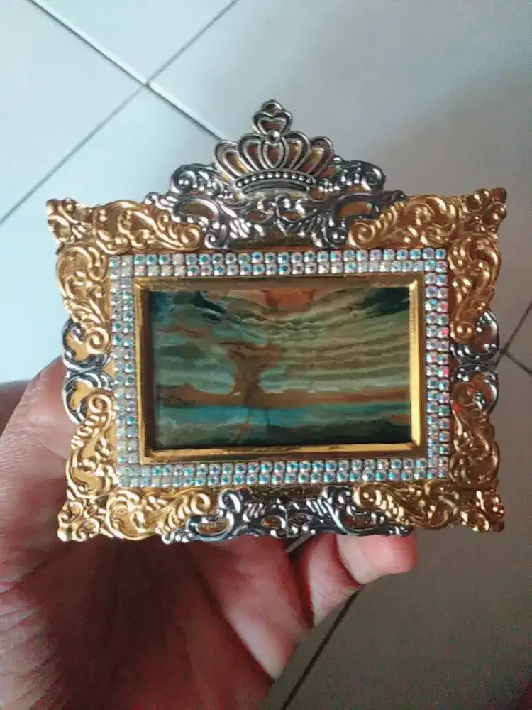 Batu motif gambar,  asli natural