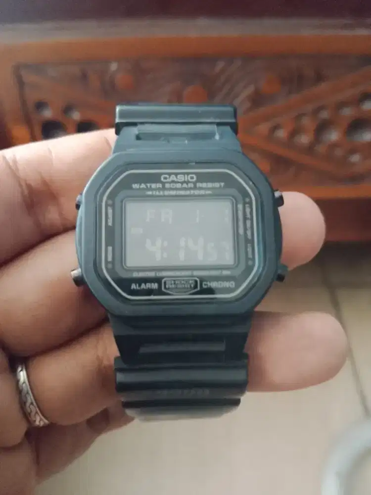 Casio G- shock DW5600MS