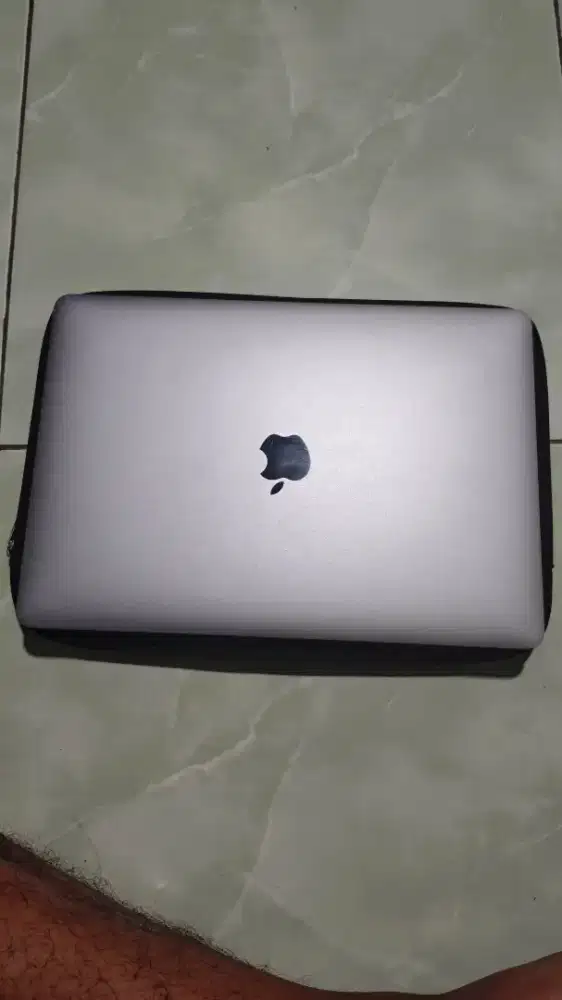 MacBook Pro 2017 Intel Core I5 Mulus Like New SSD 128gb