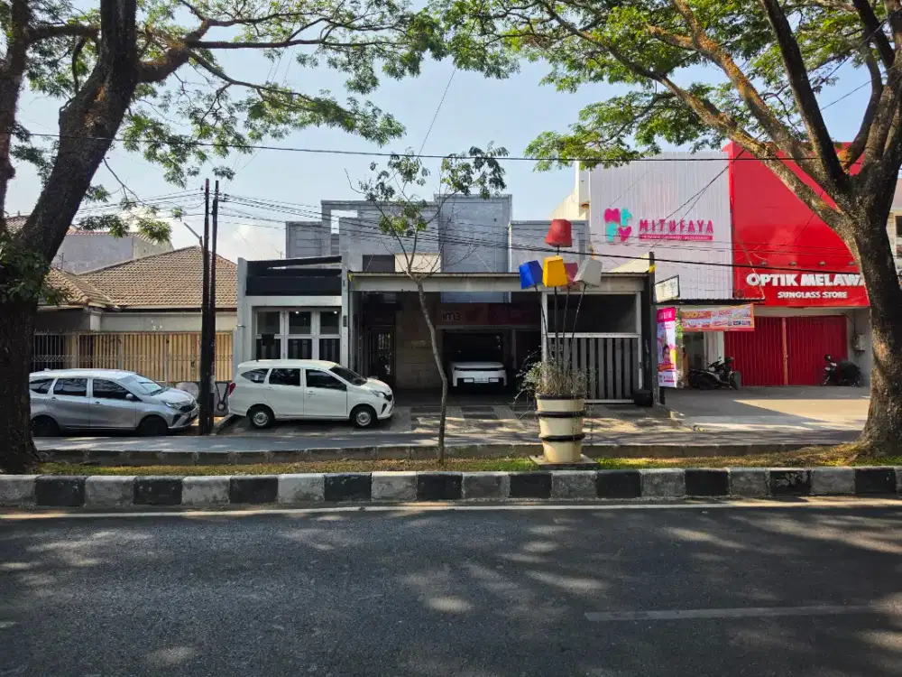 Disewakan rumah strategis jl danau toba raya E1-27 malang