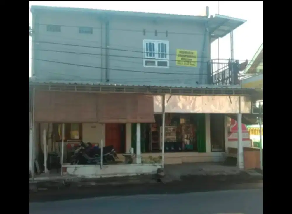 Rumah Kudu, Kertosono 2 lantai, Hoek, Pinggir jalan