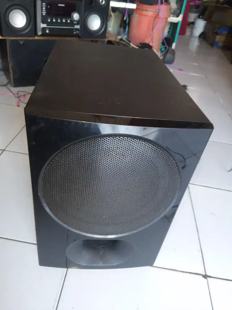 LG Subwoofer 8 in, full ori, big box utuh, mulus, merk Korea