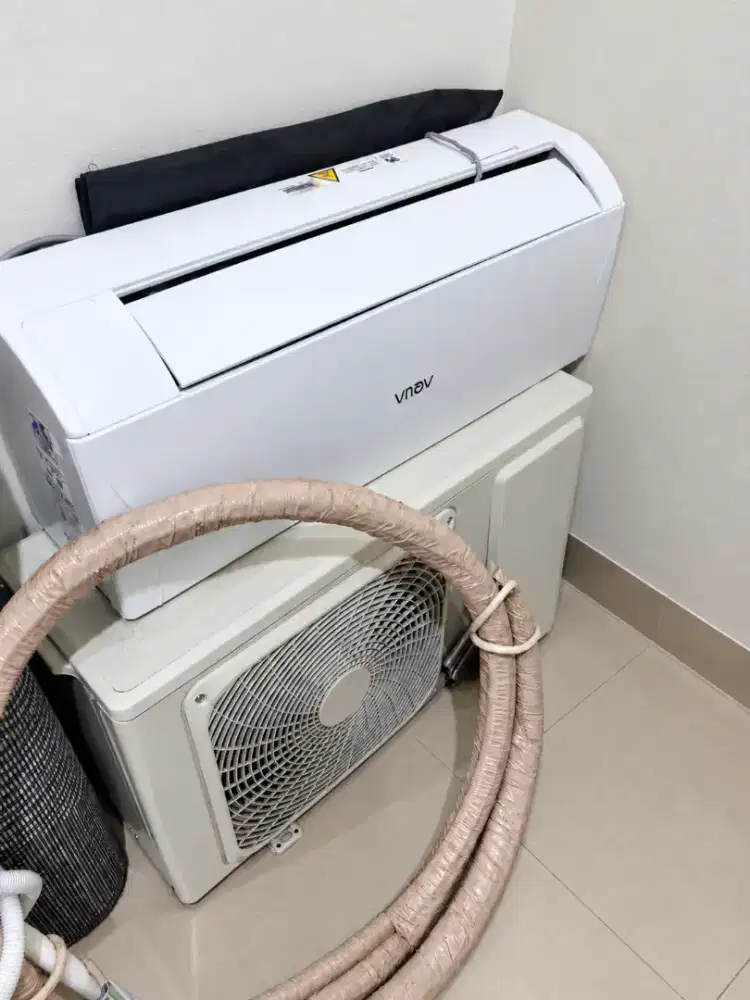 AC AQUA 1/2 PK R32 Indoor dan Outdoor Lengkap Bekas Siap Pakai