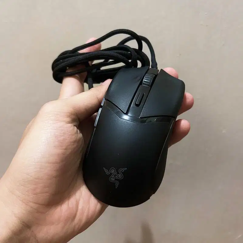 Mouse Razer Cobra Wired atau Kabel