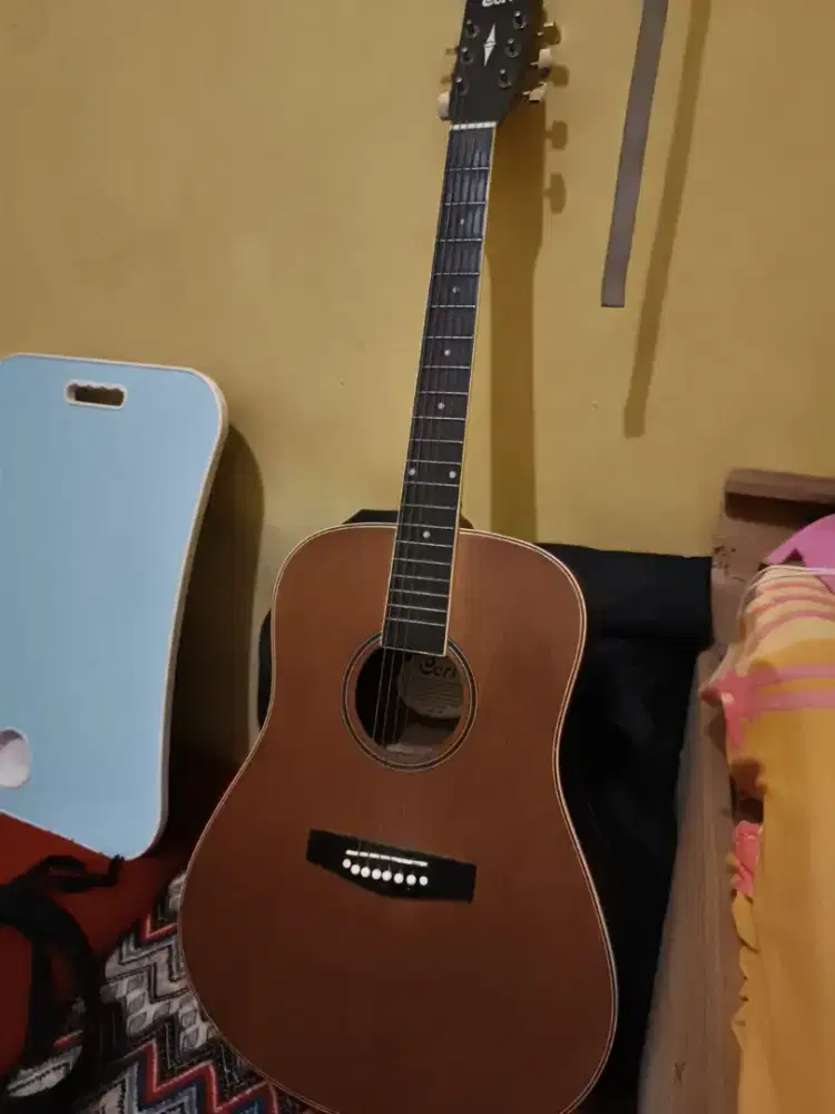 gitar acoustic merk cort