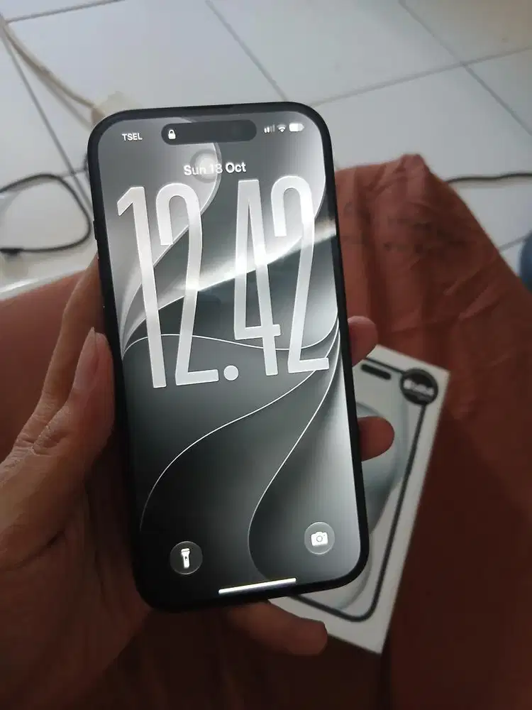 iPhone 15 basic 128GB Black Garansi Resmi
