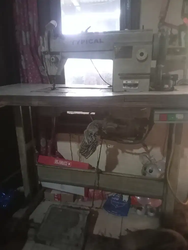 Dijual mesin jahit merk typical
