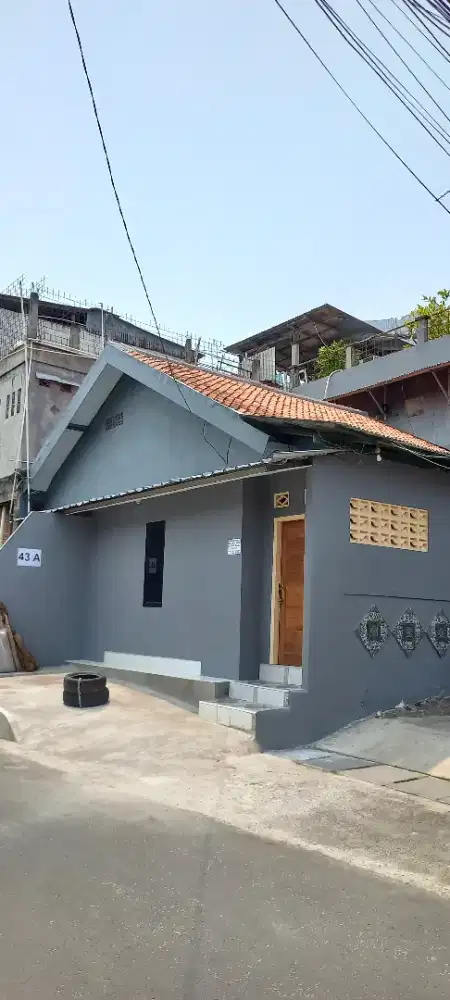 Dikontrakan rumah bangunan baru pak haji
