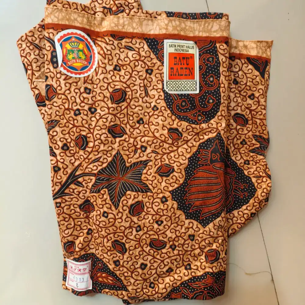 Kain Jarik Batik Batu Raden