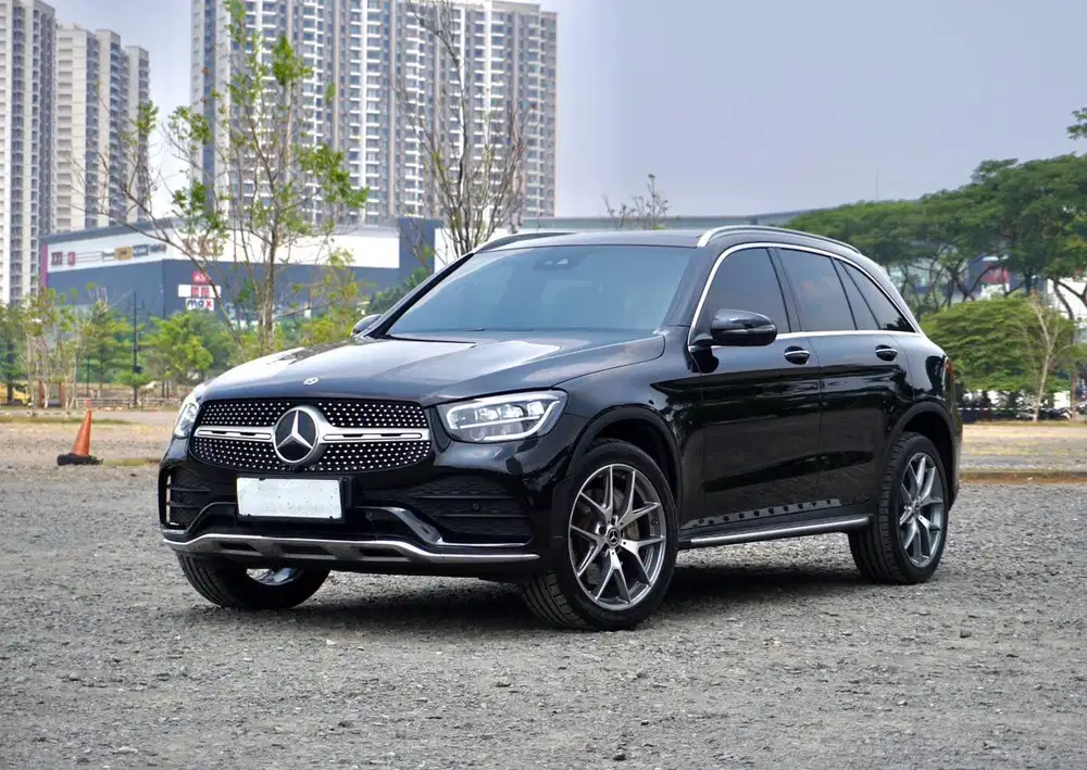 Mercedes Benz GLC200 AMG Facelift X253 2019 / 2020 Hitam DP Ringan