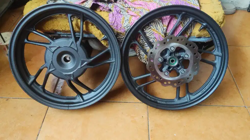 Velg ori Vario 125/150 New Led ( Bisa untuk 125/150 Old )