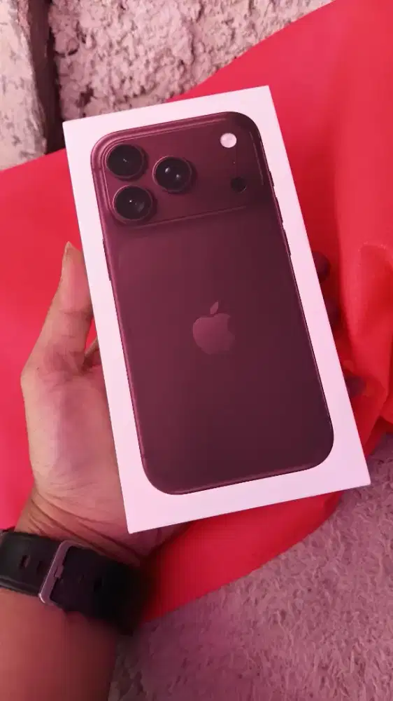 Yg ga kebagian PO Iphone 18 pro & pm garansi resmi (Harga mahal)