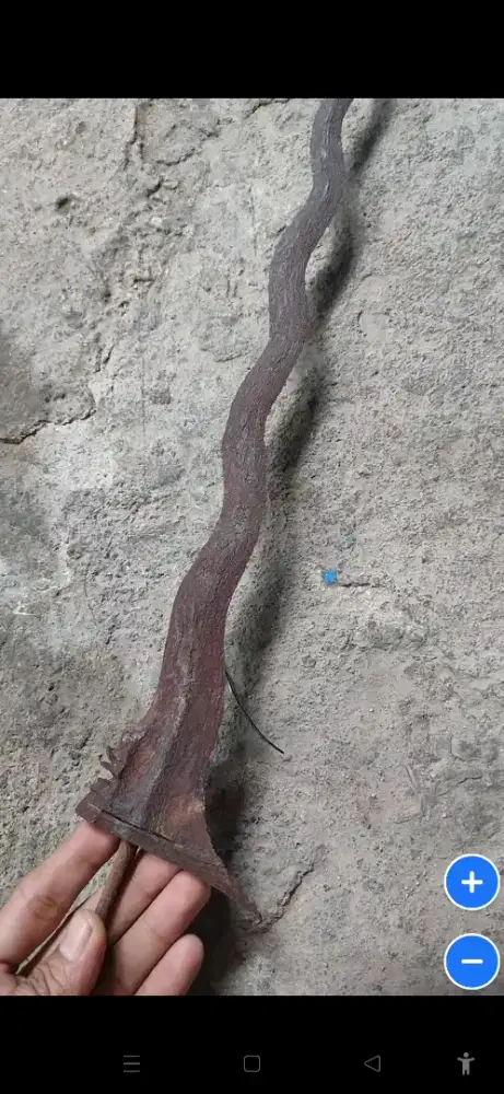 keris naga primitif