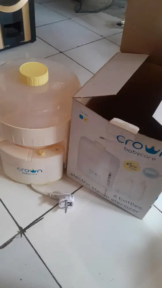 Babycare Electric Steam Sterilizer (tipe CR-088)