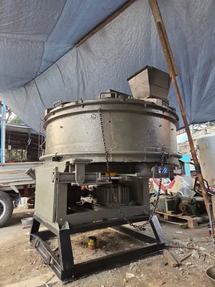 PAN CONCRETE MIXER/MESIN PENGADUK SEMEN KAPASITAS 1500 LITER
