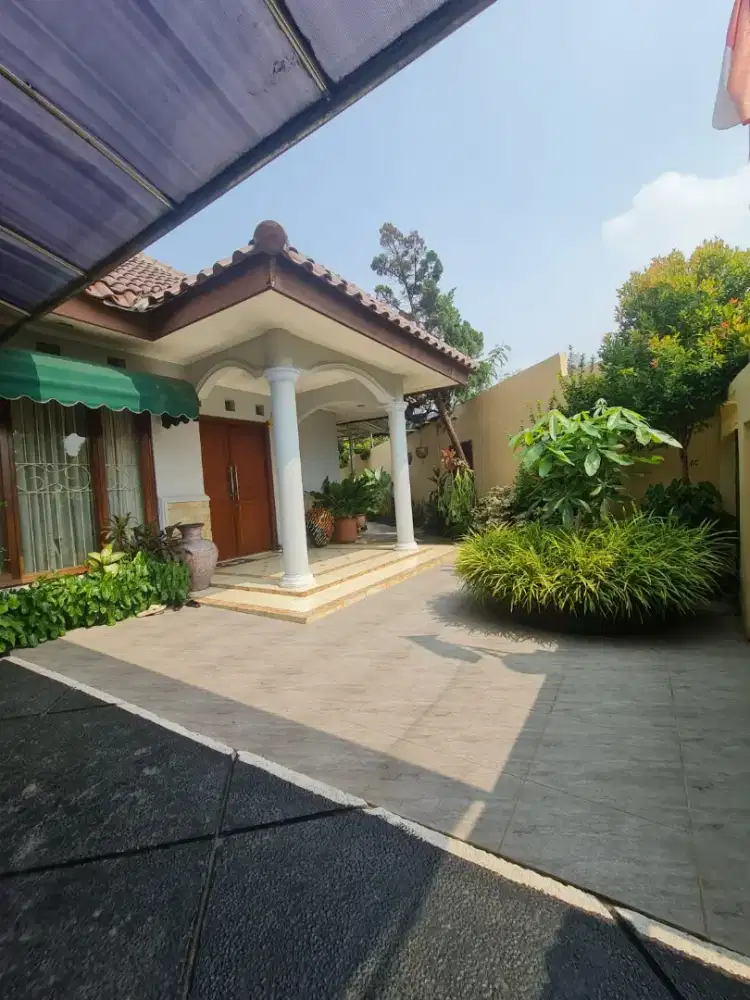 Dijual rumah desain vila bali full furnished