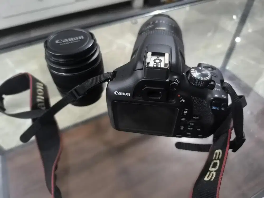 Kamera DSLR Canon 1300D