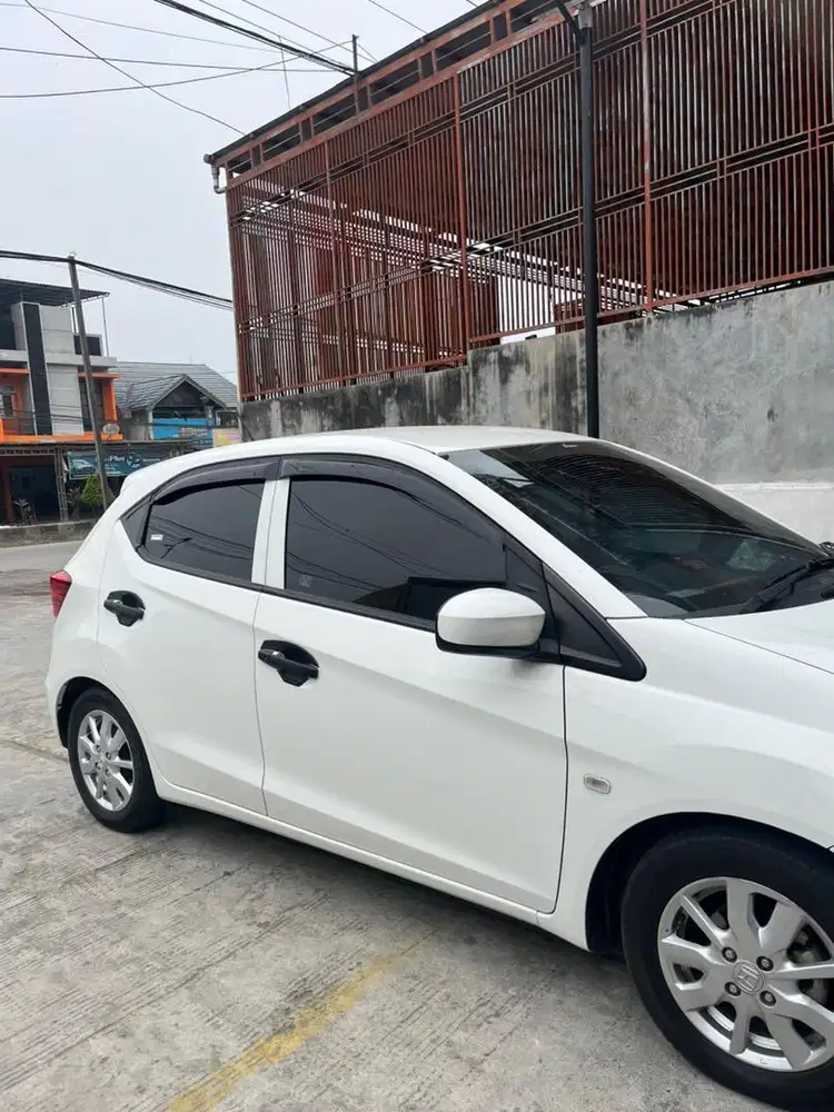 Brio Satya (matic) tahun 2022