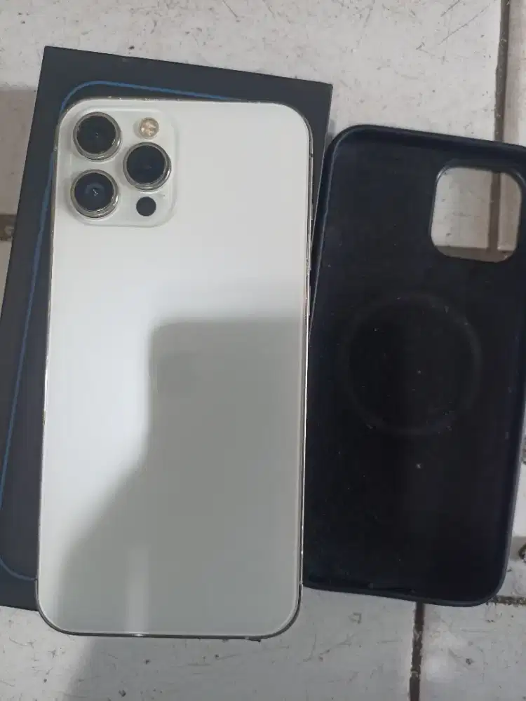 iPhone 12 pro max 256 all operator