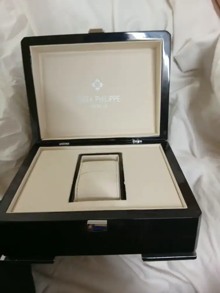 Box jam tangan philips patek original
