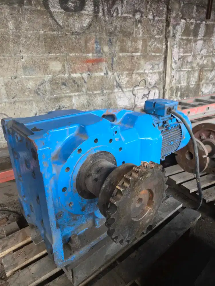 Gear Box Helical Bevel Siemens 15 Hp Rpm Normal