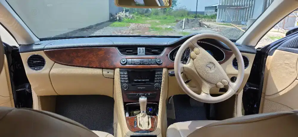 DIJUAL MERCY CLS 350 W219 2005
