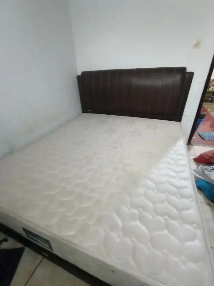 Borongan kasur bigland sofa bed meja kantor dll