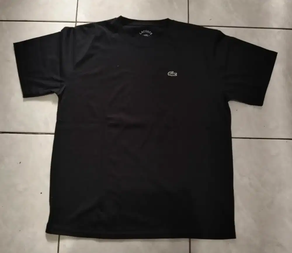 KAOS LENGAN PENDEK