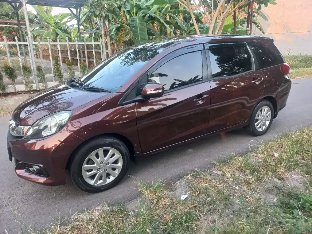 Honda mobilio E CVT 1.5 At th 2014 H smg kota