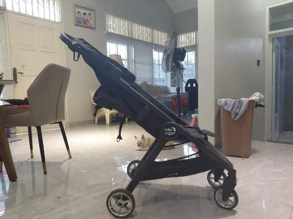 Stroller Bayi Merk Baby Jogger