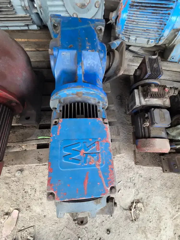 Gearbox Helical Bevel SEW 10 hp